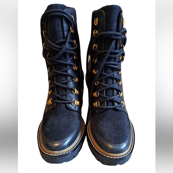 TORY BURCH LUG SOLE LEATHER BOOTS LACED UP GOLD HARDWARE IN SIZE 9.5M - Picture 2 of 10